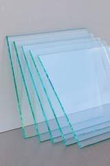 Sheets of Factory manufacturing tempered clear float glass panels cut to size