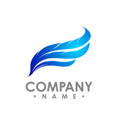 Obraz premium Vector wings. Angel wings. Wings of a bird. Gradient. Wings of an exotic bird.