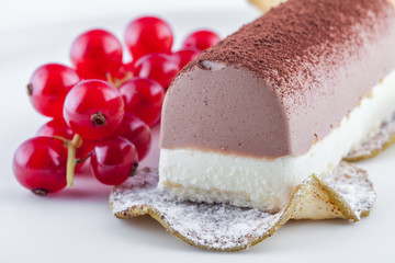 dcrorative cheese cake with cherry and apple 