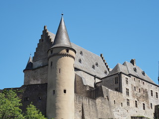 Vianden - Burg und Gemeinde in der "Luxemburgischen Schweiz“ an der Our
