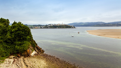 Vista de Castropol dede Figueras, Asturias.