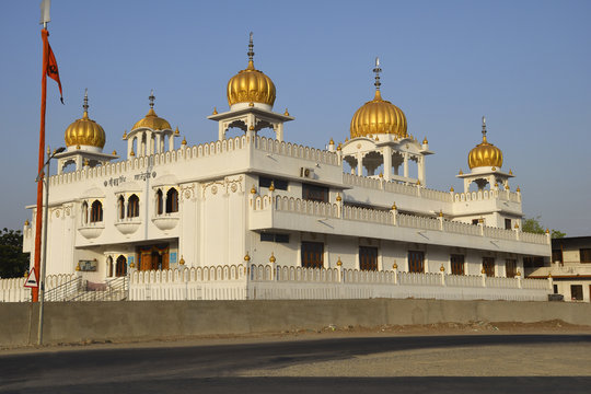 Side View, Gurudwara Guru Singh Sahib, Dehu Road, Pune, Maharashtra
