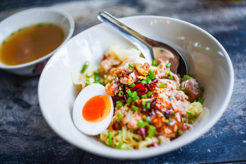 dried yellow noodle pork bone with soup