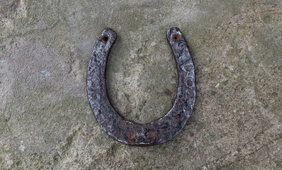 Старая ржавая подкова