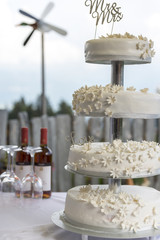 wedding cake outdoor