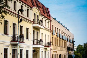 Fototapeta premium Wilno, Litwa - 2 września 2017 r .: Widok antycznego budynku w Wilnie, litewski