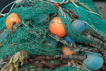 Fischernetze auf der Pier in Eckernförde Fischereihafen