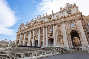 Fototapeta na wymiar Basilica of St Peter in Vatican