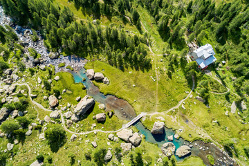 Valmalenco (IT) - Ponticello sul torrente Torreggio al Rifugio Bosio - vista aerea 