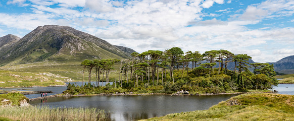 Scenic lakes and mountains of Connemara national park 