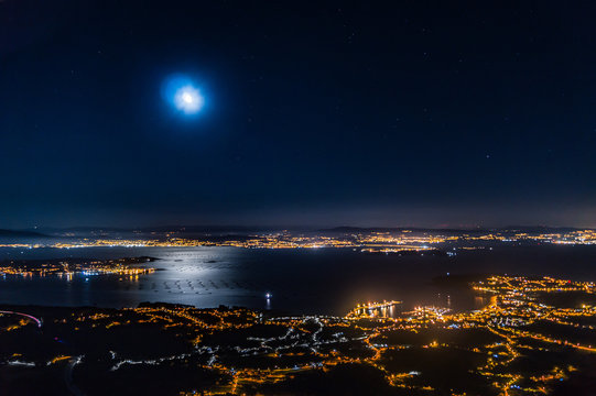 A Curota, noche en la r&iacute;a de Arousa 2