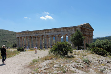 Fototapeta na wymiar Sicile, temple grec de Segeste