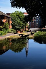 Obraz premium Birmingham Canal view in a sunny day of summer