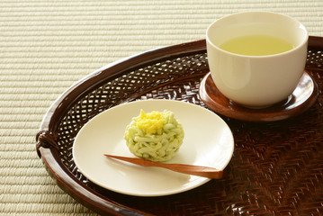 緑茶と和菓子  たたみ

