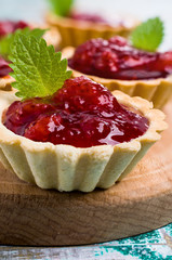Tartlets with strawberry jam