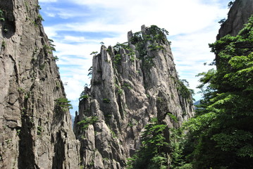 Fototapeta premium Yellow Mountain in China