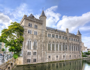 Fototapeta na wymiar Castle of Gerald the Devil (Geeraard de Duivelsteen), Gent, Belgium