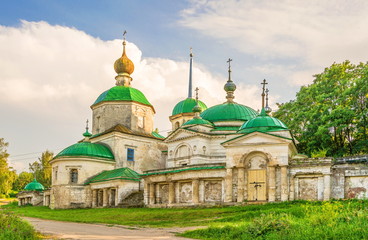 Fototapeta na wymiar Church of the Nativity of the Virgin (Pyatnitskaya) in Staritsa
