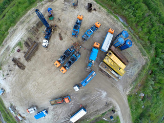 Special equipment fhydraulic seam fracturing at oil mining place