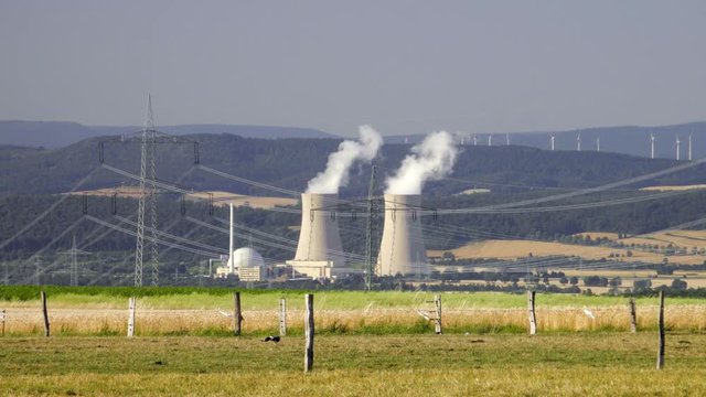 Atomkraftwerk Grohnde im Weserbergland Niedersachsen Deutschland