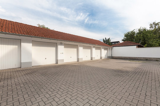 Einzelgarage f&uuml;r Fahrzeuge