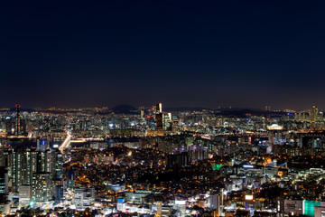 Fototapeta na wymiar Seoul bei Nacht