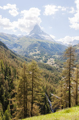 Zermatt, Findeln, Findelbach, Findelschlucht, Wasserfall, Wanderweg, Matterhorn, Alpen, Walliser Berge, Lärchenwald, Sommer, Wallis, Schweiz