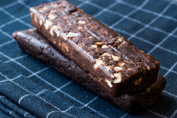 Peanut Chocolate Bar made with Date Fruit, Cocoa Mass, Oatmeal, Himalayan Salt, Chicory Root and Fiber