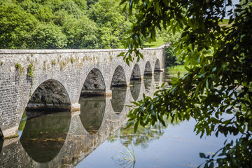 Fishpond Wanderweg in der Nähe von Stackpole in Wales © hardyuno