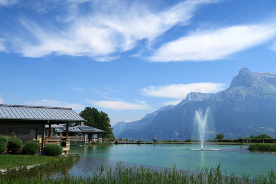 Plan d'eau Biotope. Combloux. Biotope lake. Combloux.