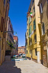 Fototapeta na wymiar Beautiful romantic Venetian cityscape