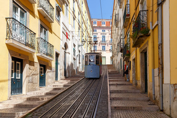 Fototapeta na wymiar Lisbon. Old tram.