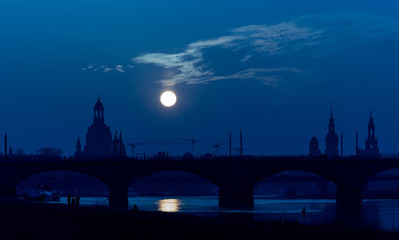 Dresden bei Nacht