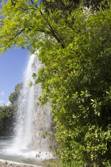 Fototapeta premium waterfall of the castle hill in Nice, France