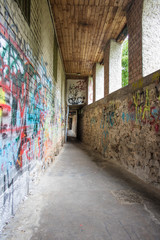 Graffiti in einer historischen Gasse in der Altstadt von Waiblingen