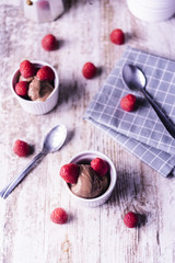 Helado Chocolate y frambuesas