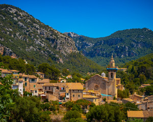 Fototapeta na wymiar Valldemossa auf Mallorca in spanien
