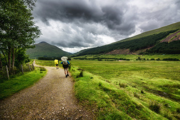 Obraz premium West Highland Way with trekkers