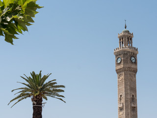 Fototapeta premium izmir clock tower view with leaves in izmir city Turkey