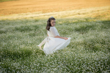 Chica en el campo
