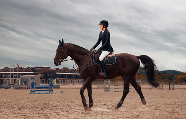 Equestrian sport