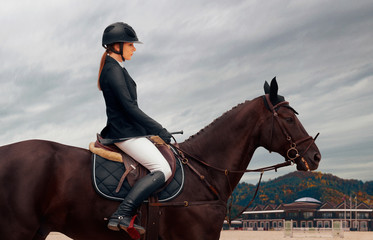 Equestrian sport