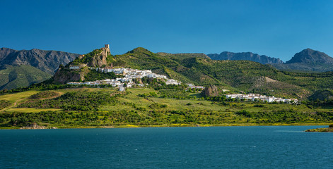 Zahara de la Sierra, beautiful town located in the Sierra de Grazalema © Horváth Botond