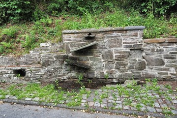 in Stein gefasste Quelle, Siegerland