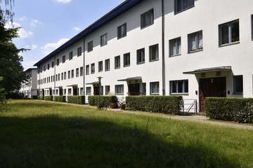 ドイツ・ベルリンのモダニズム集合住宅群：ヴァイセ・シュタット