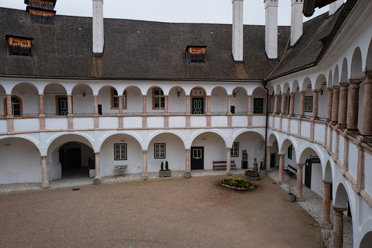 Schloss Ort - Innenhof | Oberösterreich 