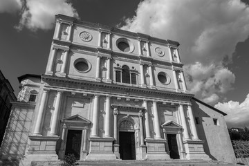 L'Aquila, Basilica di S. Bernardino