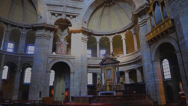 milano, basilica di san lorenzo in lombardia italia