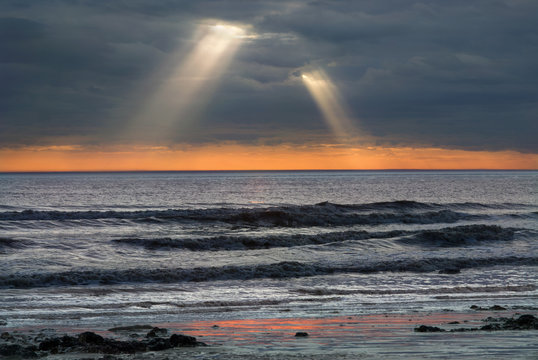 Rays over the Seawater © Adriansart