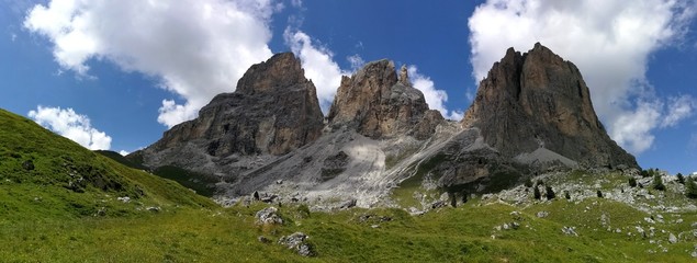 Panorama di montagna alpina